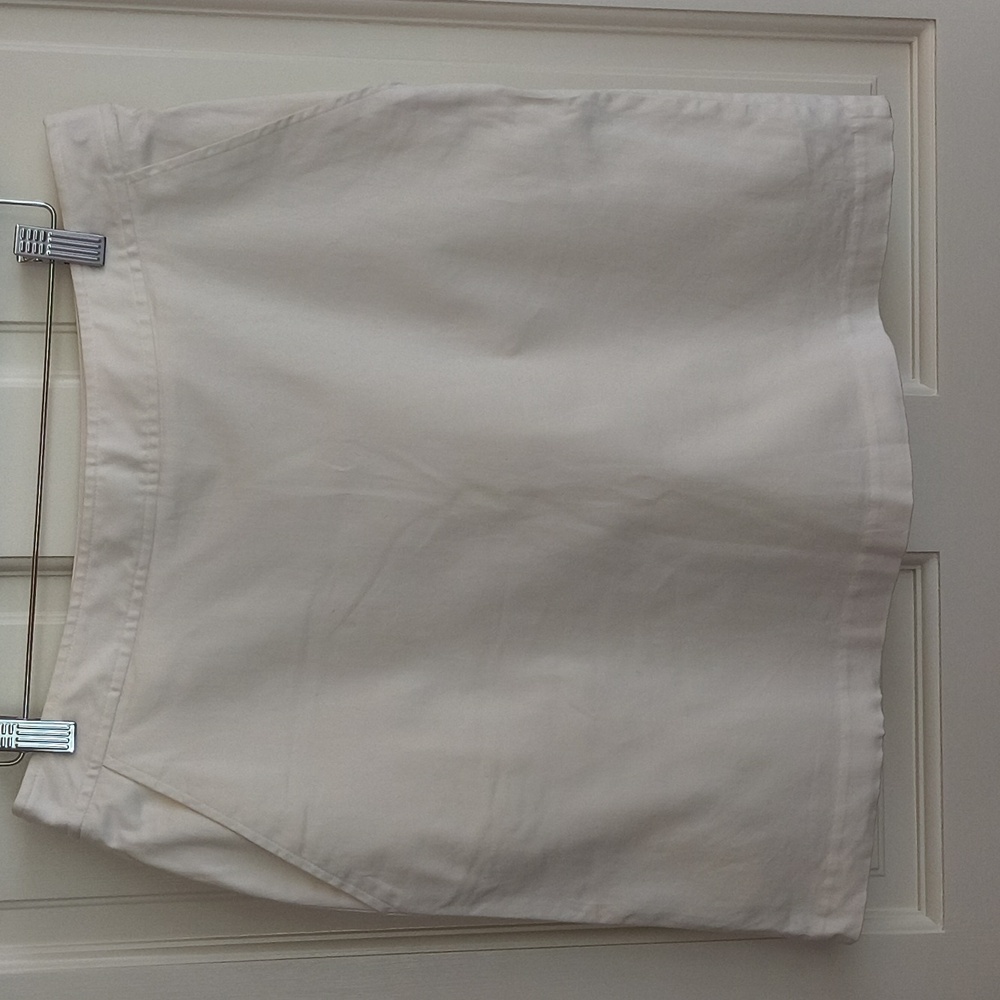 Fairway & Greene Women's Cream Skort, Size 10